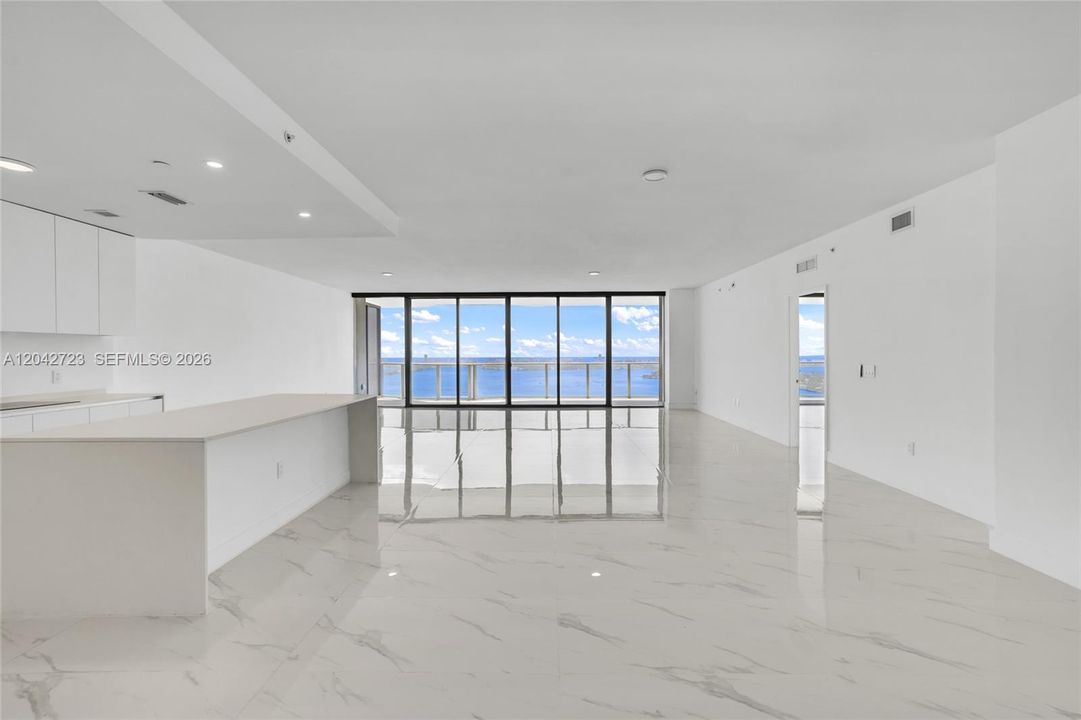 For Sale: $3,900,000 (4 beds, 5 baths, 3189 Square Feet)