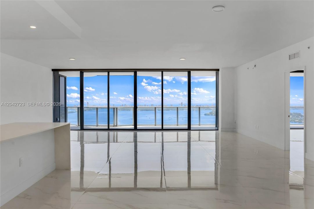 For Sale: $3,900,000 (4 beds, 5 baths, 3189 Square Feet)
