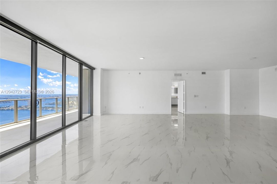 For Sale: $3,900,000 (4 beds, 5 baths, 3189 Square Feet)