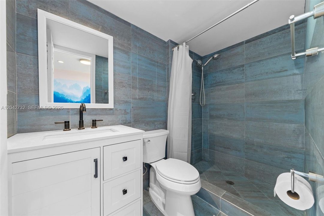 В аренду: $3,500 (2 спален, 2 ванн, 1250 Квадратных фут)
