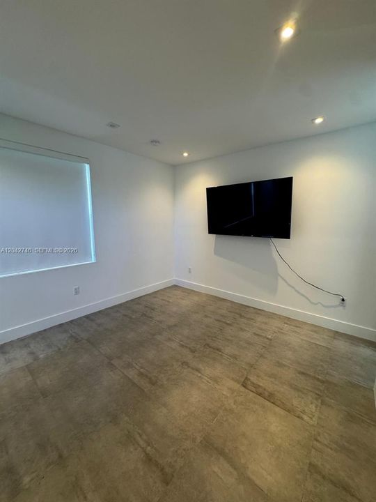 В аренду: $6,000 (3 спален, 3 ванн, 4194 Квадратных фут)