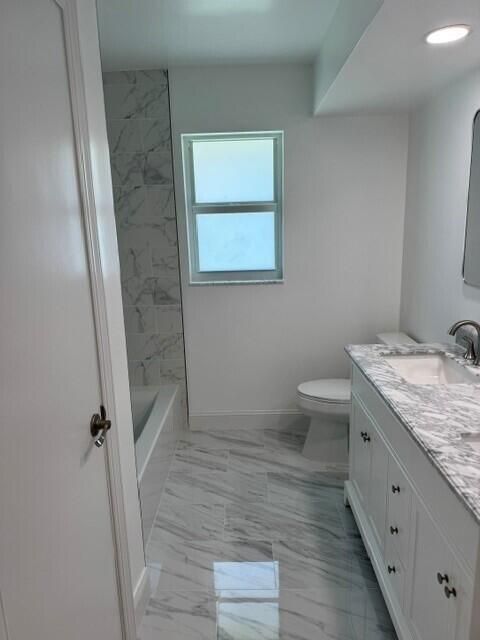 2nd Bathroom