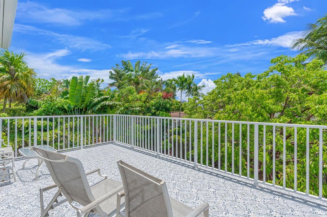 52-web-or-mls-1716 Middle River Dr, Fort