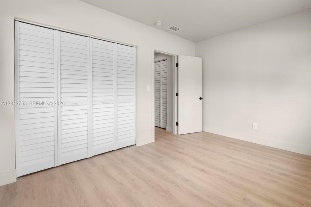 En Venta: $519,800 (3 camas, 2 baños, 924 Pies cuadrados)
