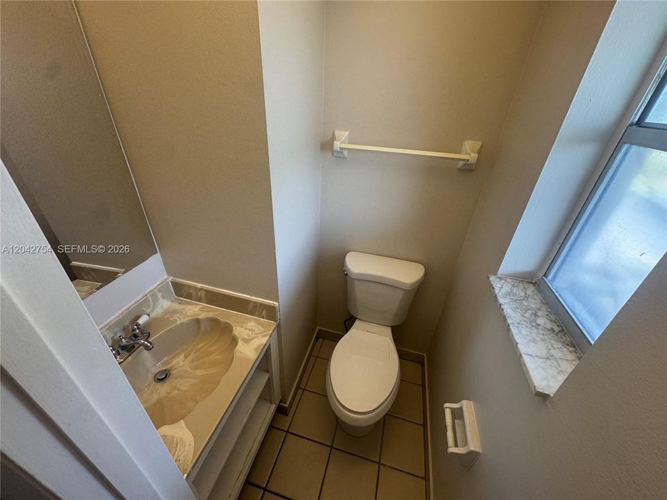 В аренду: $1,650 (1 спален, 1 ванн, 750 Квадратных фут)