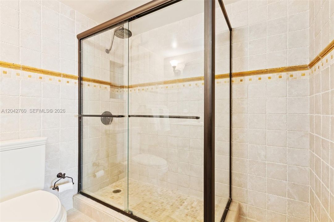На продажу: $399,000 (1 спален, 1 ванн, 847 Квадратных фут)