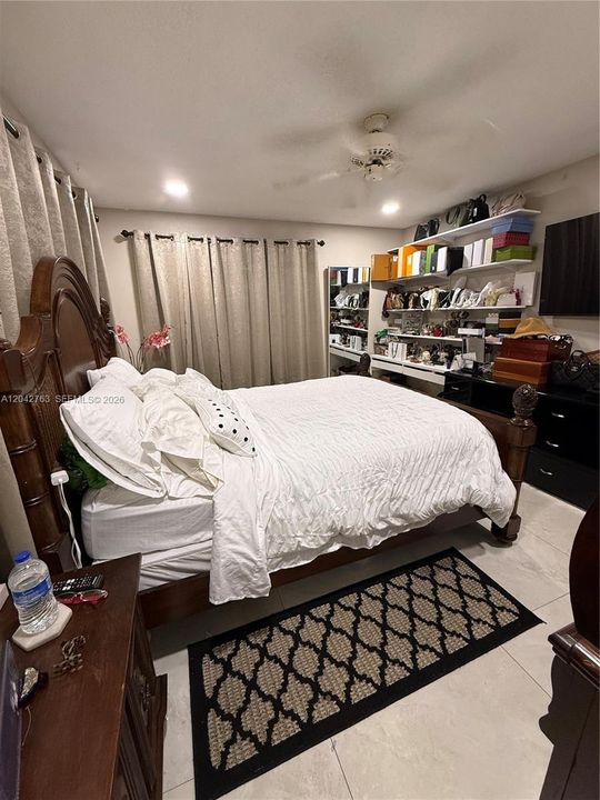 En Venta: $185,000 (2 camas, 2 baños, 900 Pies cuadrados)