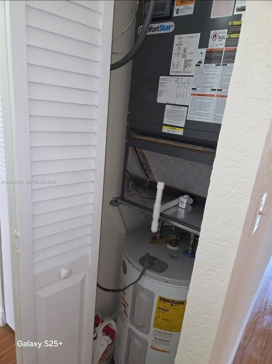 For Rent: $1,750 (2 beds, 2 baths, 1000 Square Feet)