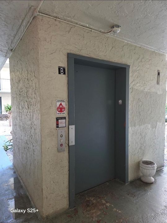 For Rent: $1,750 (2 beds, 2 baths, 1000 Square Feet)