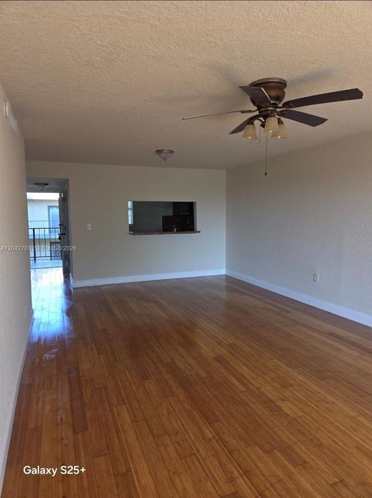 For Rent: $1,750 (2 beds, 2 baths, 1000 Square Feet)