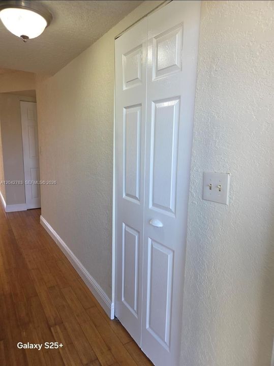 For Rent: $1,750 (2 beds, 2 baths, 1000 Square Feet)