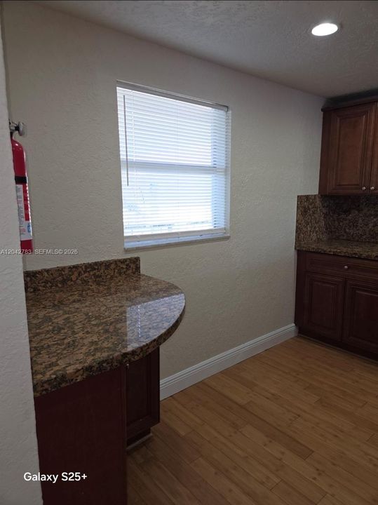 For Rent: $1,750 (2 beds, 2 baths, 1000 Square Feet)