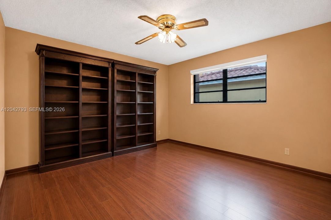 В аренду: $6,200 (4 спален, 2 ванн, 3271 Квадратных фут)