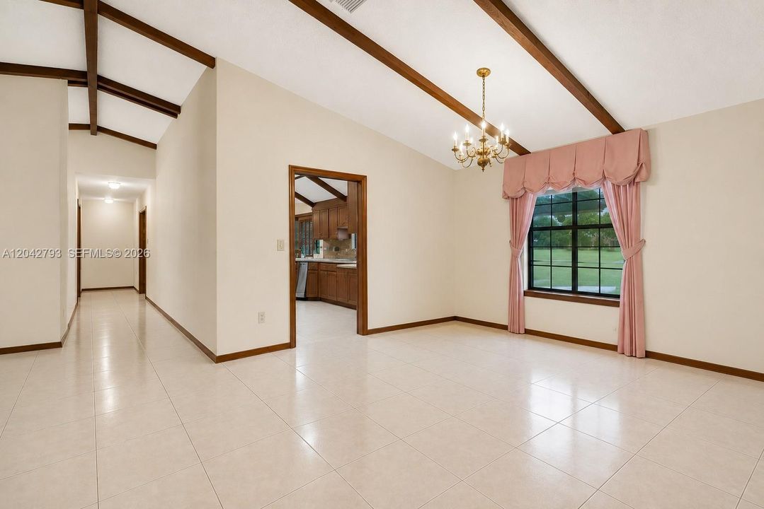 В аренду: $6,200 (4 спален, 2 ванн, 3271 Квадратных фут)