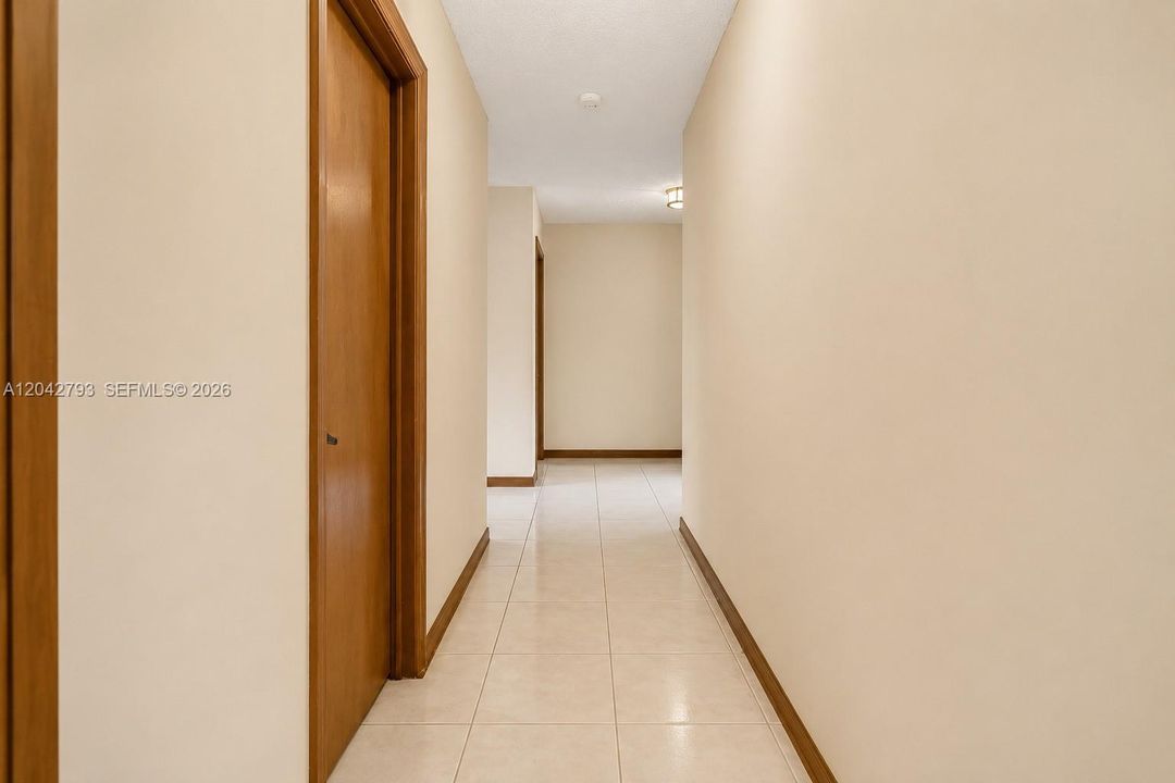 В аренду: $6,200 (4 спален, 2 ванн, 3271 Квадратных фут)
