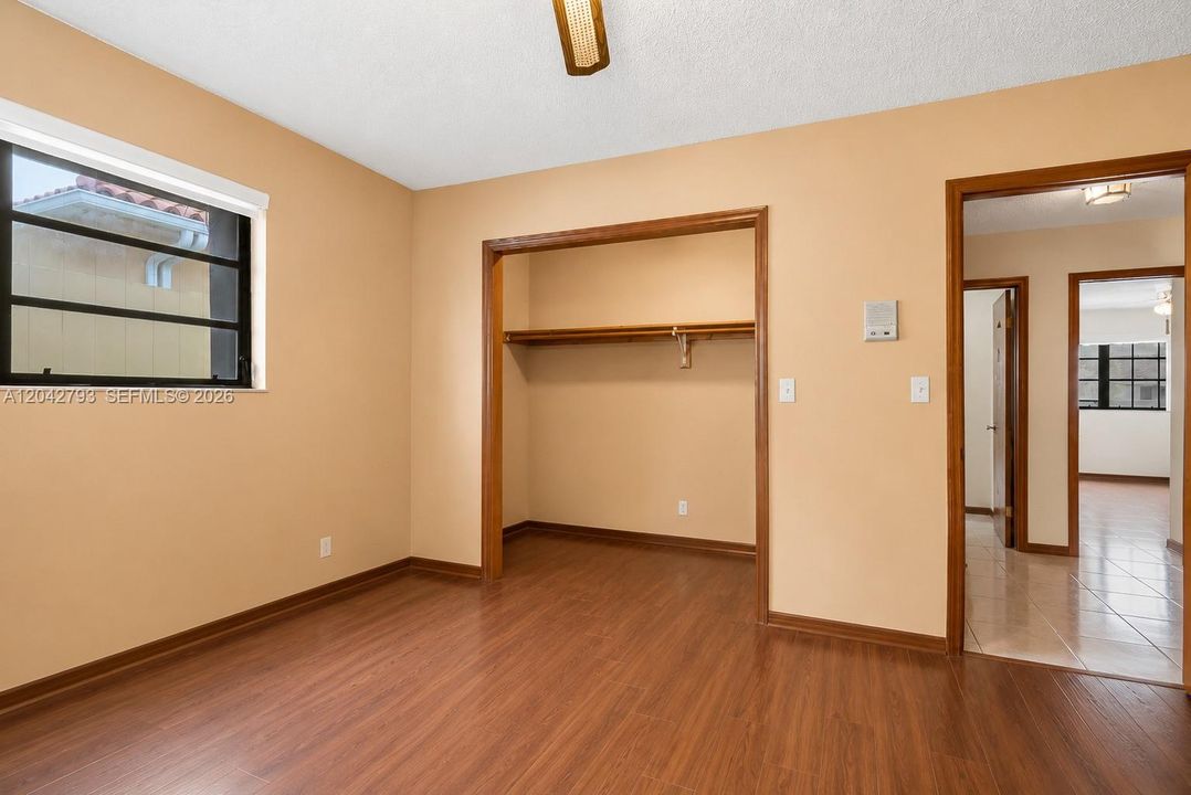 В аренду: $6,200 (4 спален, 2 ванн, 3271 Квадратных фут)