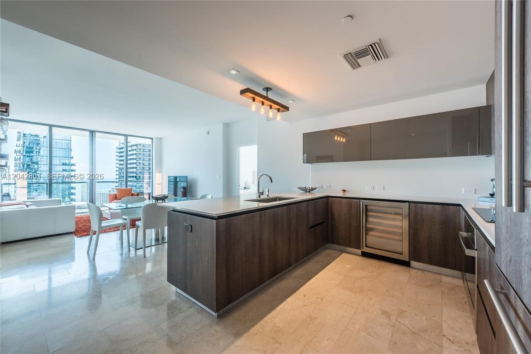 En Venta: $1,130,000 (2 camas, 2 baños, 1296 Pies cuadrados)