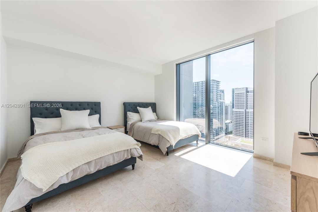 En Venta: $1,130,000 (2 camas, 2 baños, 1296 Pies cuadrados)