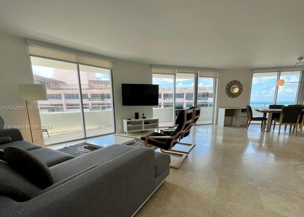 В аренду: $4,600 (2 спален, 2 ванн, 1360 Квадратных фут)