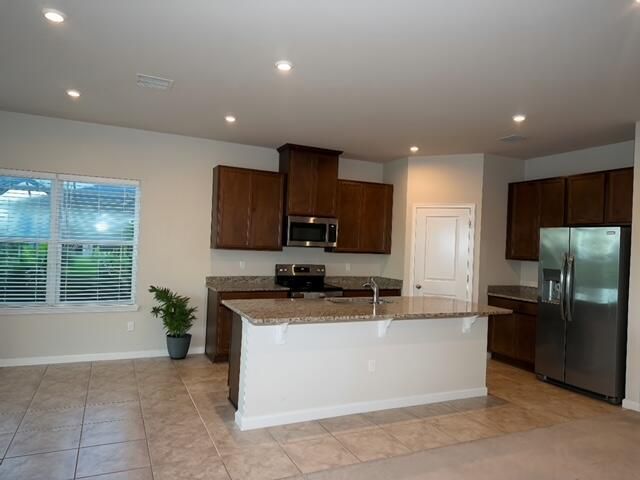 Open Kitchen Nook
