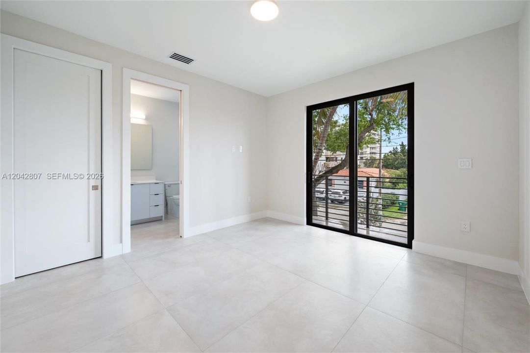 En Venta: $1,575,000 (4 camas, 4 baños, 0 Pies cuadrados)