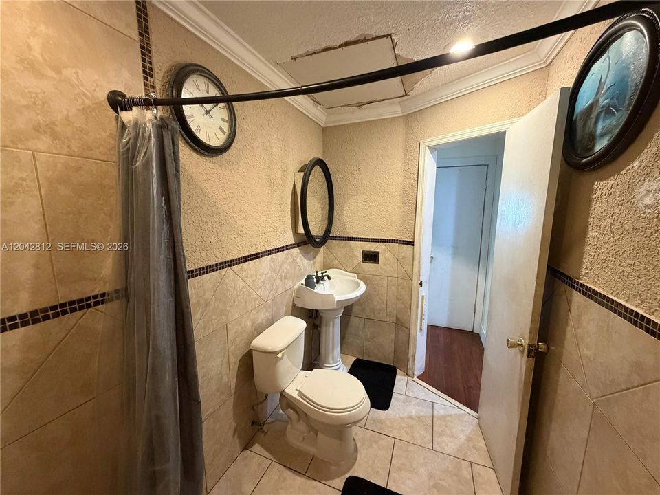 На продажу: $349,500 (3 спален, 2 ванн, 1406 Квадратных фут)