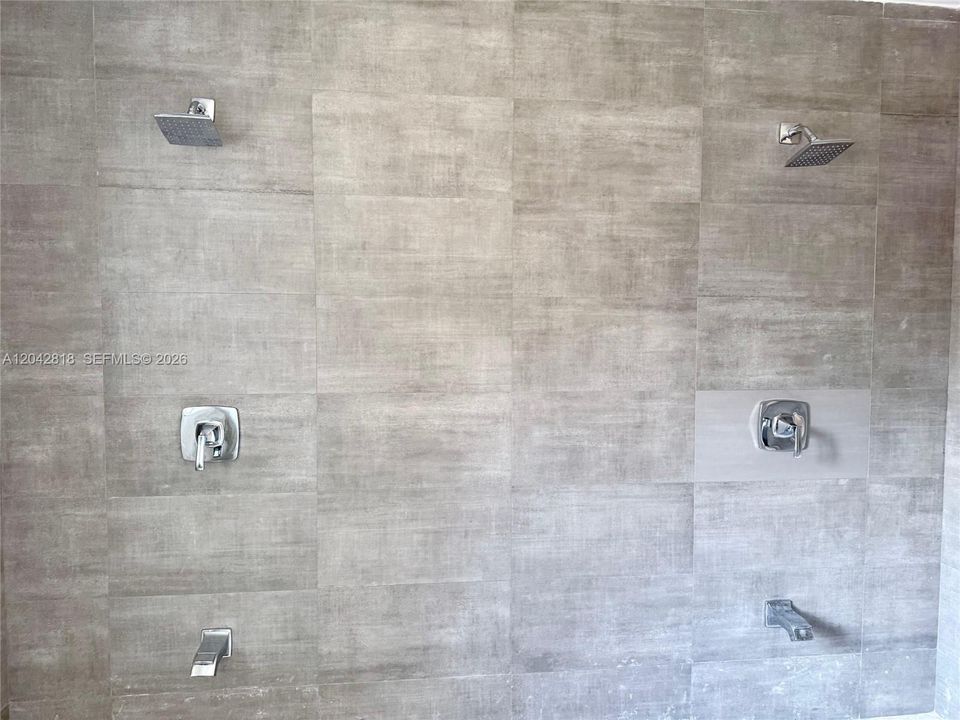 В аренду: $3,800 (4 спален, 2 ванн, 2061 Квадратных фут)