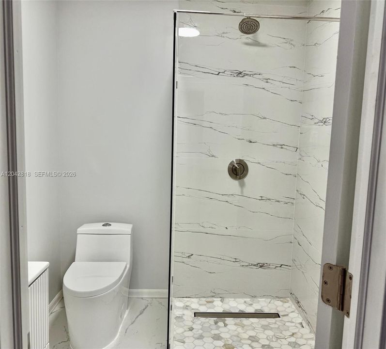 В аренду: $3,800 (4 спален, 2 ванн, 2061 Квадратных фут)