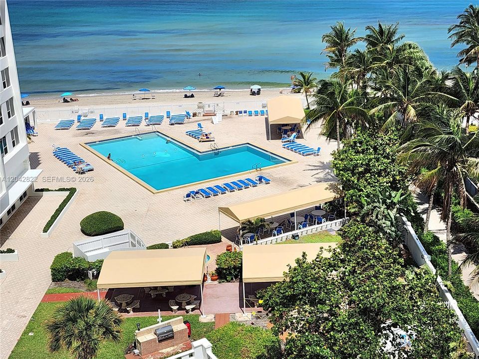 В аренду: $4,000 (2 спален, 2 ванн, 1120 Квадратных фут)