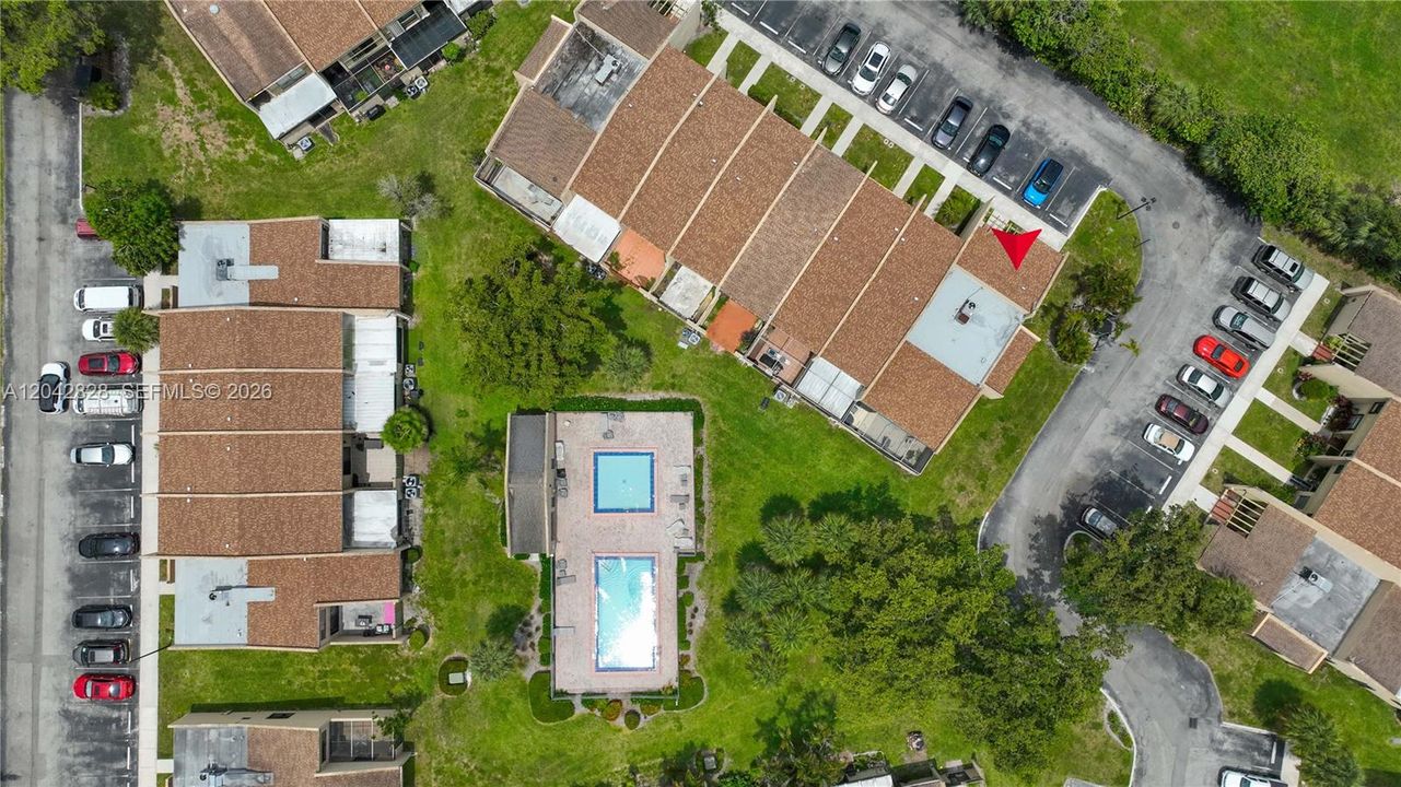 На продажу: $275,000 (2 спален, 2 ванн, 1331 Квадратных фут)