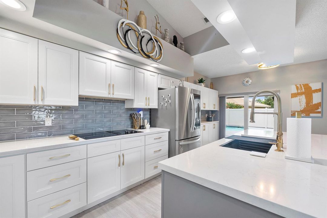 5911 Nw 60th Ave_045
