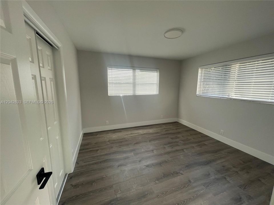 В аренду: $3,500 (3 спален, 2 ванн, 1520 Квадратных фут)