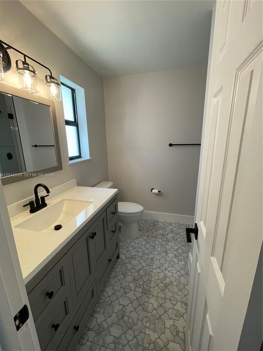 В аренду: $3,500 (3 спален, 2 ванн, 1520 Квадратных фут)