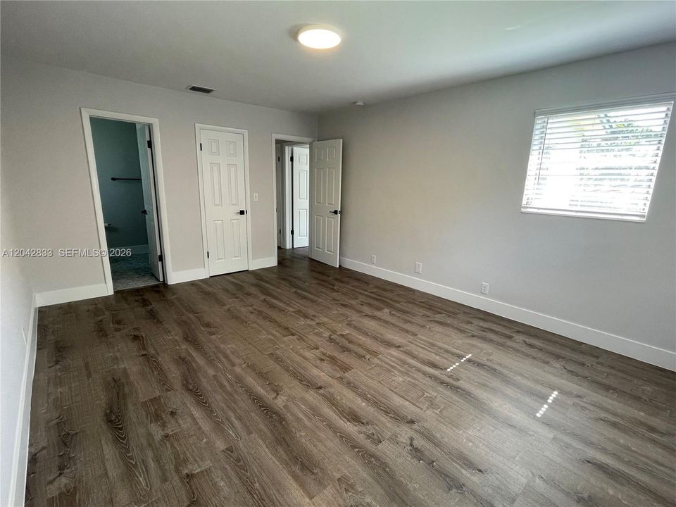 В аренду: $3,500 (3 спален, 2 ванн, 1520 Квадратных фут)