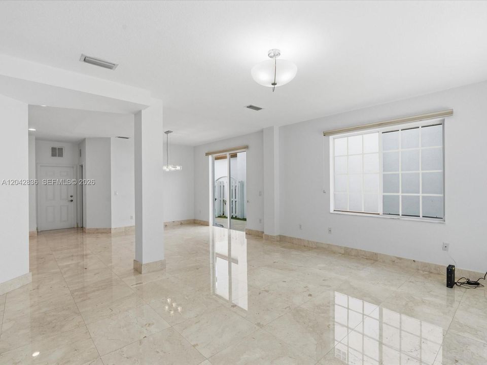 На продажу: $920,000 (4 спален, 3 ванн, 2440 Квадратных фут)
