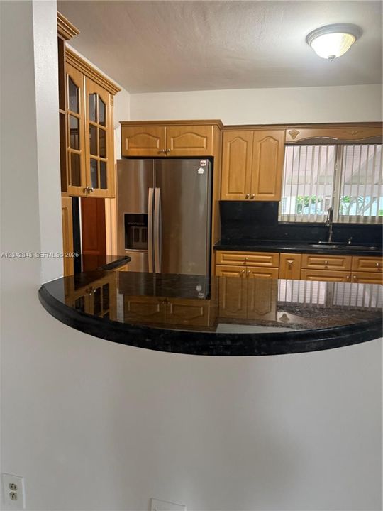 В аренду: $3,650 (3 спален, 2 ванн, 1596 Квадратных фут)