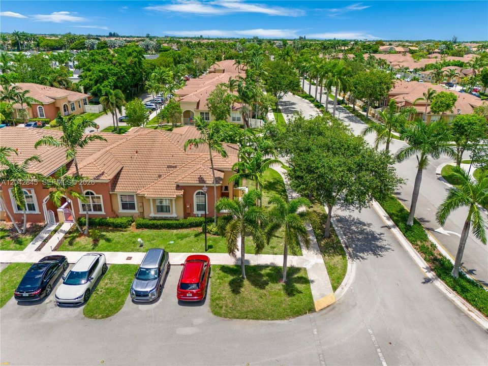 En Venta: $365,000 (3 camas, 2 baños, 1250 Pies cuadrados)