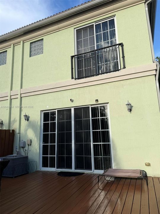 На продажу: $675,000 (3 спален, 2 ванн, 1803 Квадратных фут)