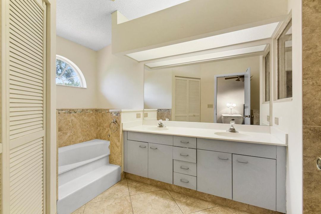 Primary Ensuite Bathroom