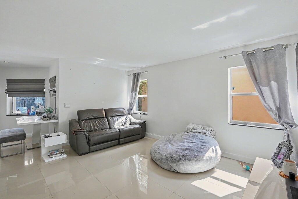 Entertaining room