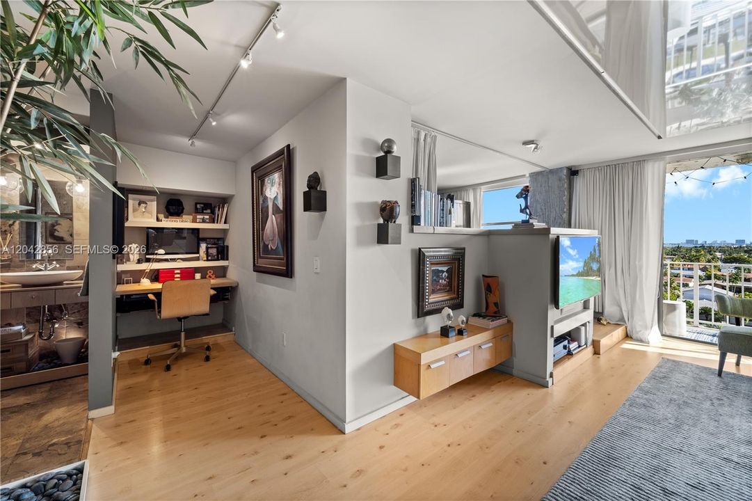 В аренду: $2,350 (1 спален, 1 ванн, 723 Квадратных фут)