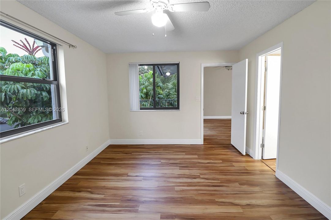 В аренду: $1,850 (1 спален, 1 ванн, 777 Квадратных фут)