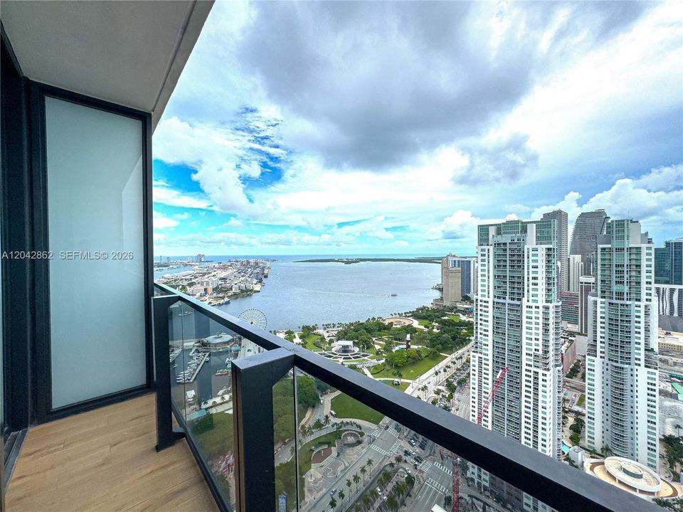 For Sale: $699,900 (0 beds, 1 baths, 362 Square Feet)