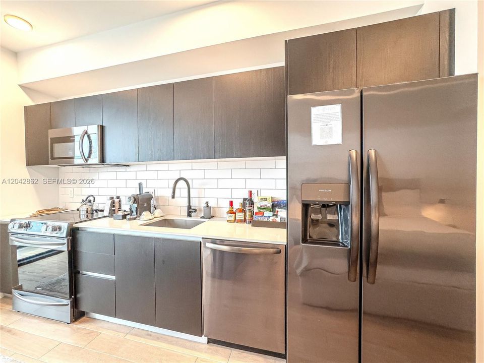 For Sale: $699,900 (0 beds, 1 baths, 362 Square Feet)