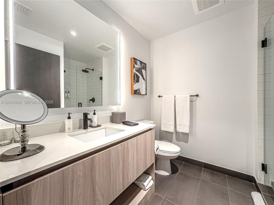 For Sale: $699,900 (0 beds, 1 baths, 362 Square Feet)