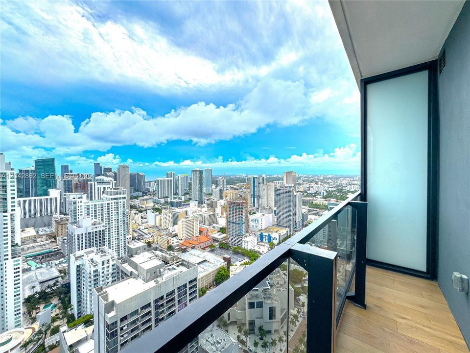 For Sale: $699,900 (0 beds, 1 baths, 362 Square Feet)