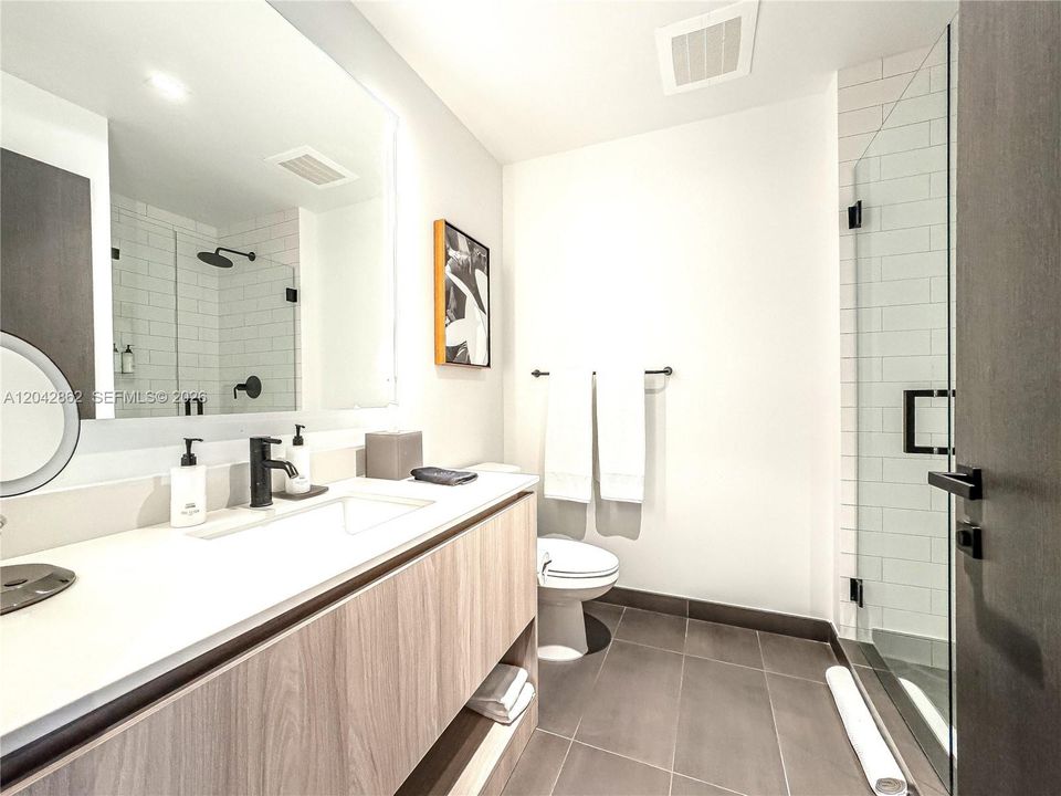 For Sale: $699,900 (0 beds, 1 baths, 362 Square Feet)