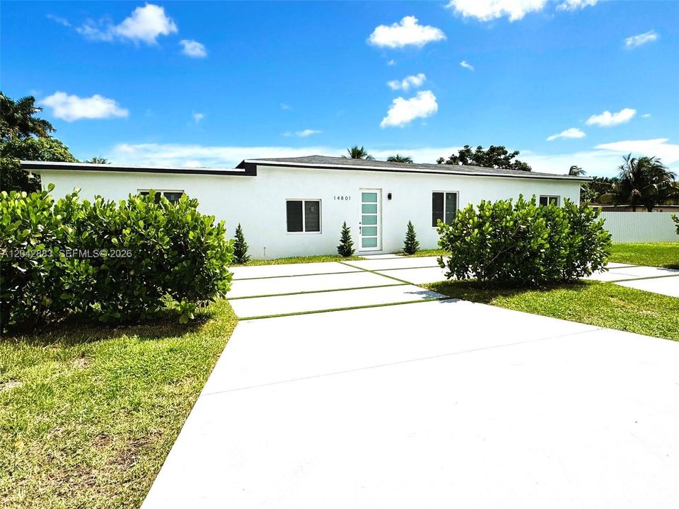 For Rent: $6,000 (4 beds, 3 baths, 2157 Square Feet)