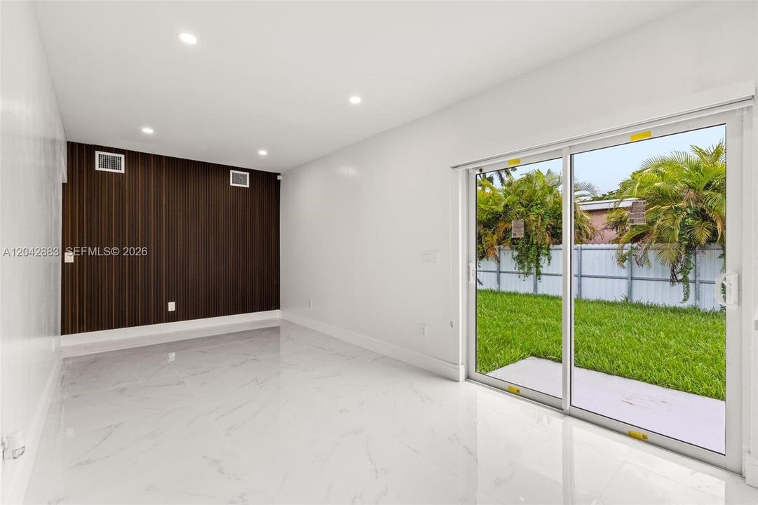 For Rent: $6,000 (4 beds, 3 baths, 2157 Square Feet)