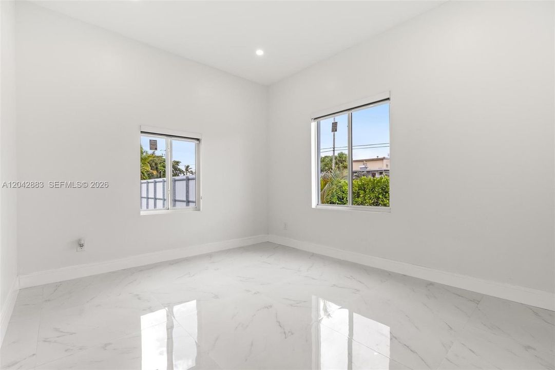 For Rent: $6,000 (4 beds, 3 baths, 2157 Square Feet)